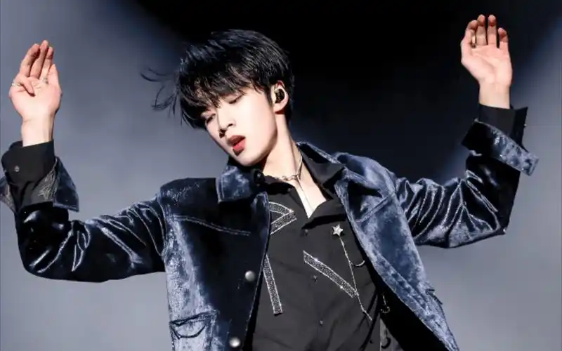 《让一让》舞台solo的神—刘耀文