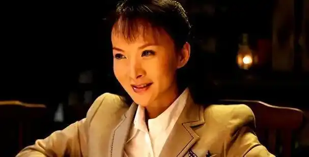 "影后"谢兰:与师小红丁克12载,39岁才升级当妈,如今过得咋样