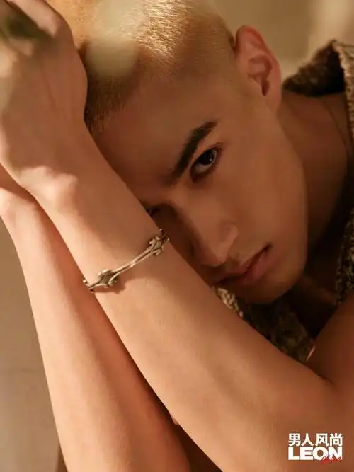 米卡伊甸园森系大片