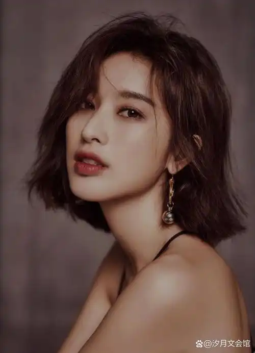 张俪(高清美图)  张俪,女,汉族,1984年6月8日出生于