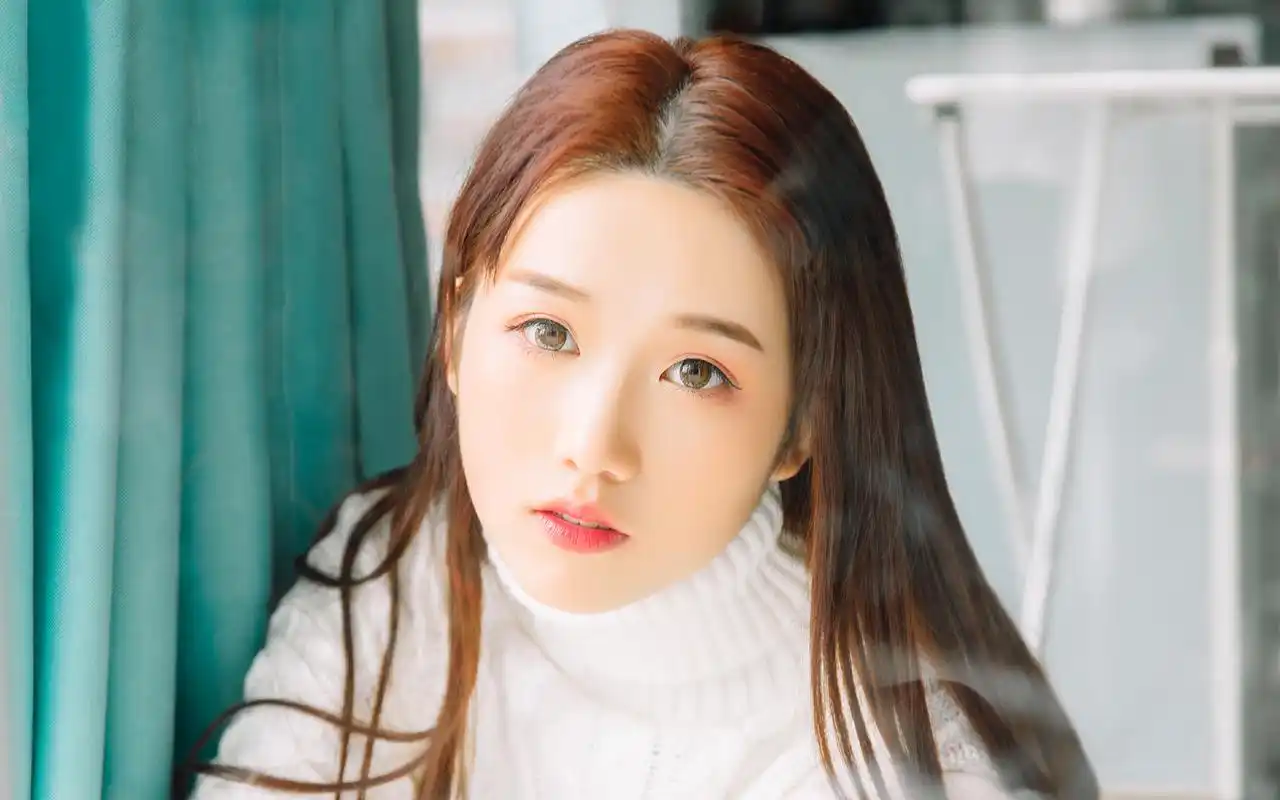 首页 桌面壁纸 美女壁纸 养眼气质美女唯美文艺写真图片桌面壁纸 1920