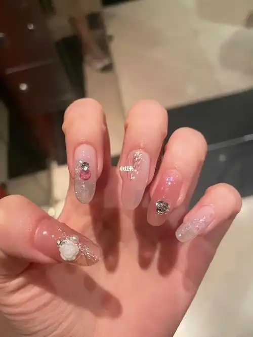 换个适合夏天的指甲06