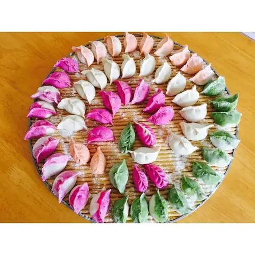 兰花小褂417做的彩色饺子