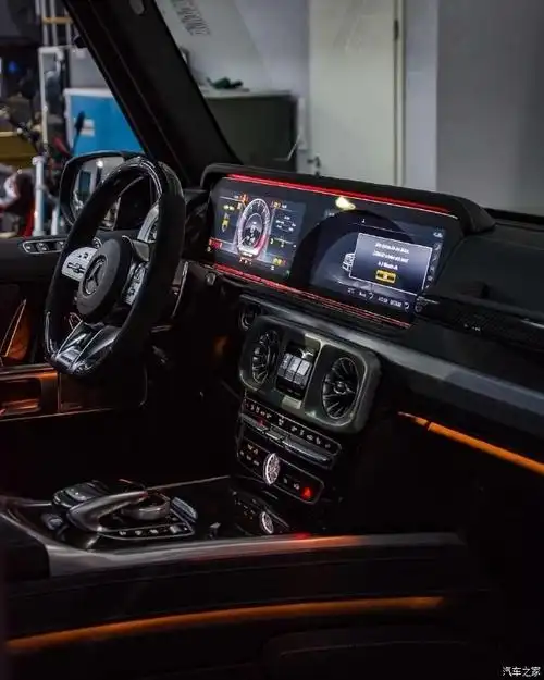 全新奔驰大g的内饰细节,极尽奢华.