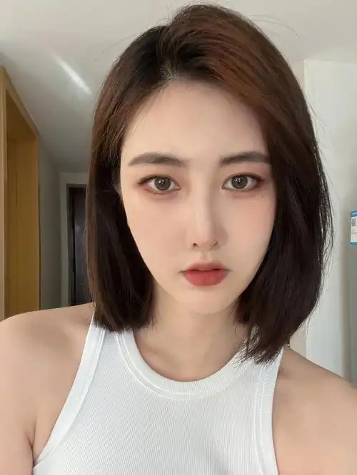 适合短发终于下定决心剪了 太香了脸长脸宽脸方头发少的姐妹建议要试