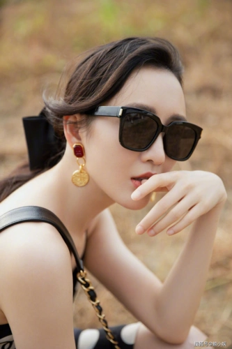 王鸥的夏日美照,来感受一波~_手机搜狐网