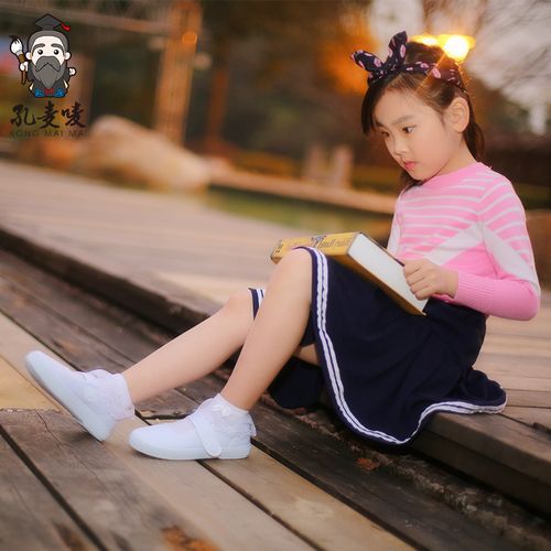 儿童幼儿园表演小孩子体操运动白色宝宝男女学生帆布鞋