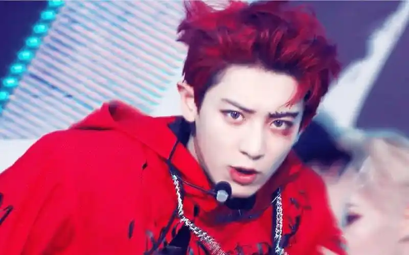 【朴灿烈】神仙头身比,颜值天花板,可爱与帅气真的可以并存啊!