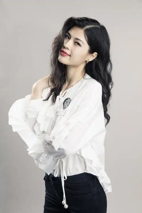 中国好声音中的最漂亮四位女歌手网友人漂亮歌也好听