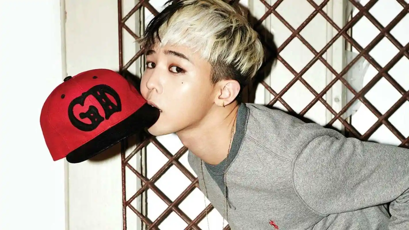 2020权志龙杭州演唱会染发小王子时尚宠儿来了