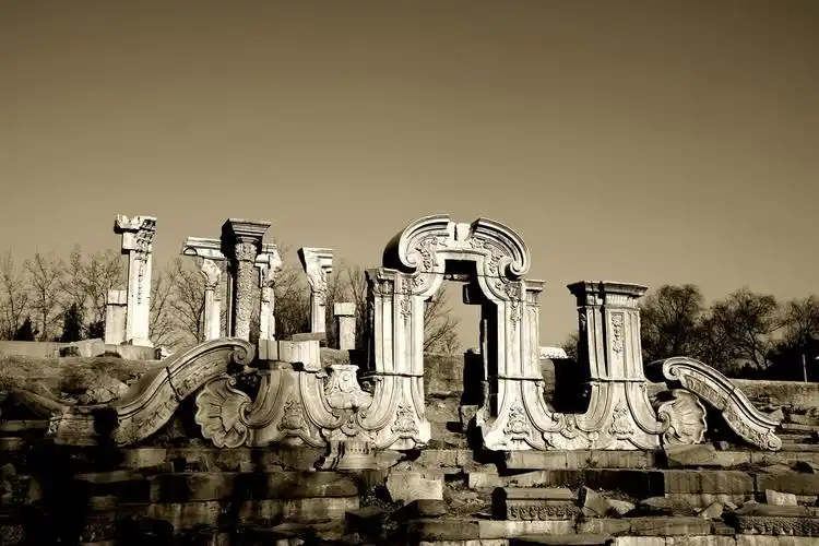 游园惊梦(古体诗)