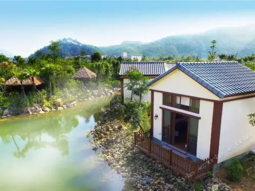 特色养生温泉,汕尾水底山温泉庄园  双早 双人无限次温泉门票【粤东极