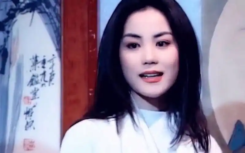 年轻时的王菲有多美