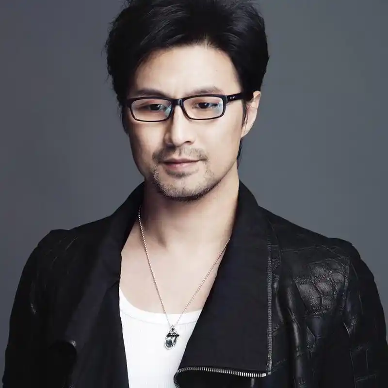 26次抢头条"失败"的汪峰,推出全新专辑《2020》,值得关注吗?