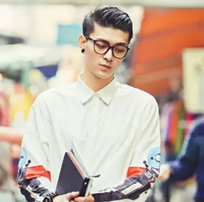 韩国男士偏分头 男生偏分头怎么吹_发型师姐