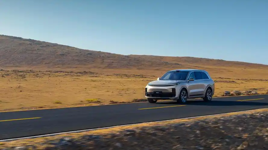 昨天理想公布了最新交付数据