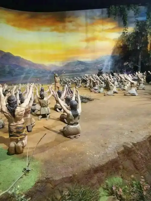 走进牛河梁红山文化遗址