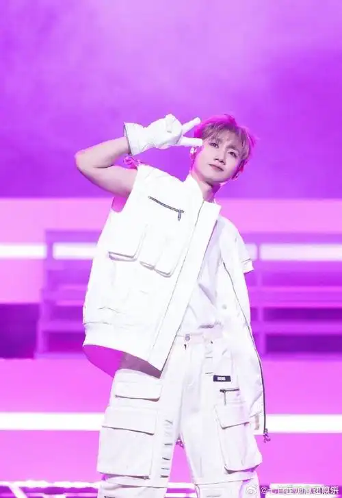 汪苏泷实体专辑21世纪罗曼史