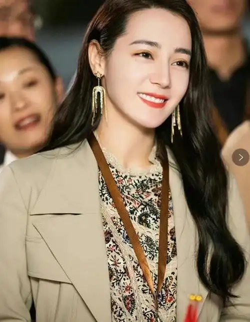 不愧是迪丽热巴!饰演的乔晶晶再次被提起,网友直呼忘不了