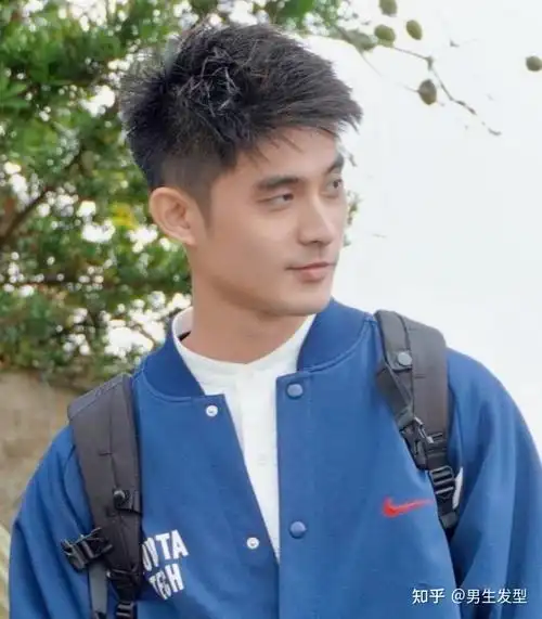 78 第3款:两边铲碎发发型