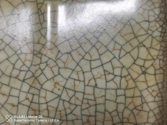 分享古典艺术〈北宋哥窑寿昌五年款"金丝铁线"一对.