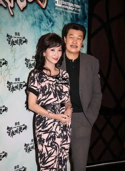 赵雅芝和儿子同台如姐弟_黄锦燊_小时候_孩子