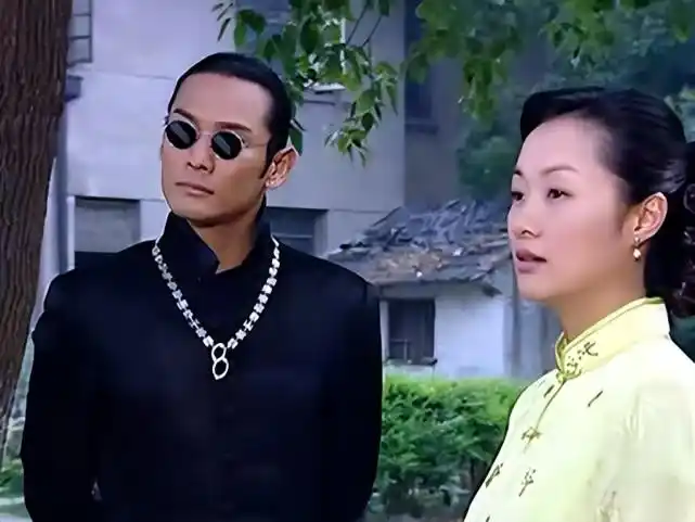 《第八号当铺》为护佑亲人疯狂十年,陈大伟是唯一逃脱黑暗的赢家