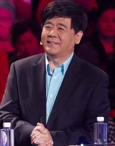 歌唱家王洁实:从修理工到一代人的回忆,与平凡女工妻子相爱一生