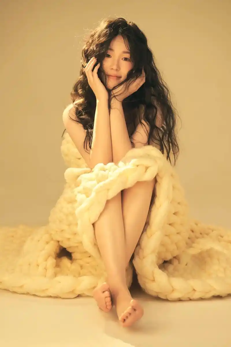 今天分享一组客片,是一位长相甜美 - 抖音