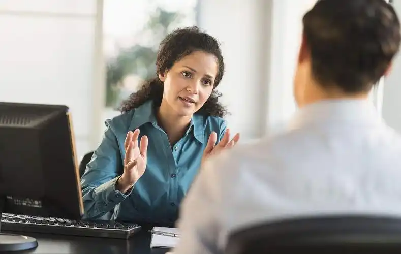 应对视频媒体面对面采访的7个技巧