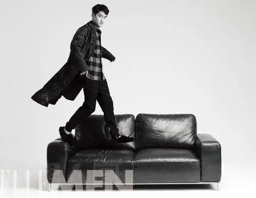 肌肉男:袁弘杂志图片-小虾米