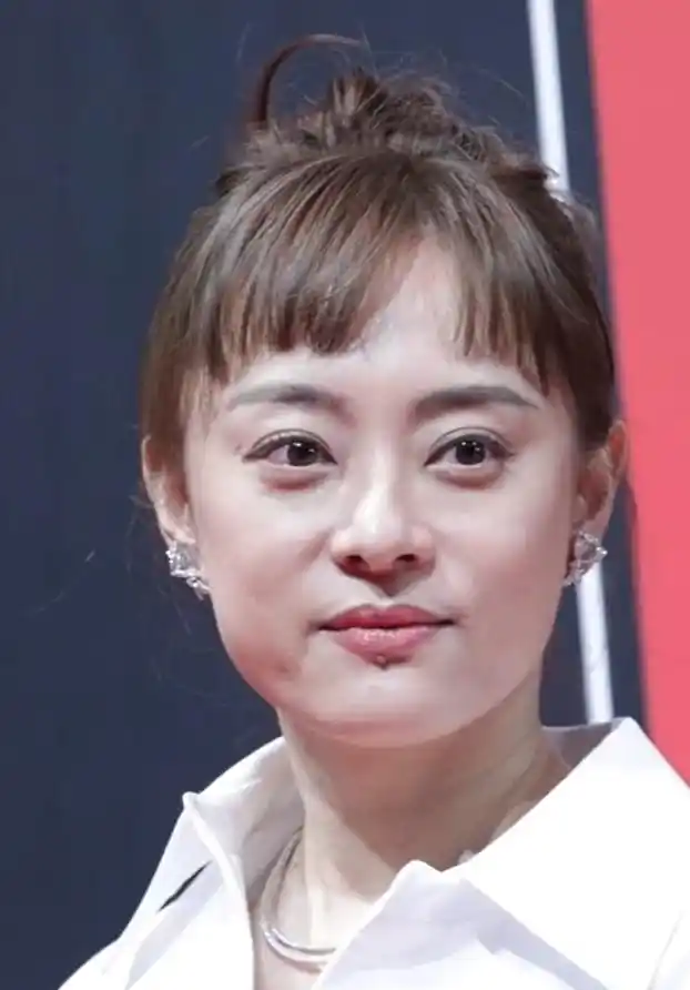 孙俪疑似破防?最新状态引发热议,举报生图内容称被恶意丑化