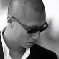 光头大哥墨镜孙红雷