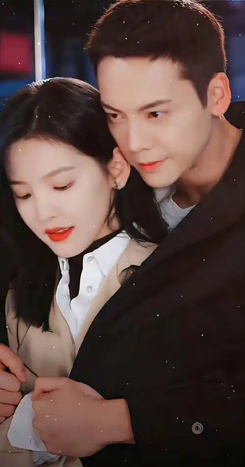 陈伟霆章若楠《照亮你》拍成了恋综一样,网友:这组婚纱照下次可以直接