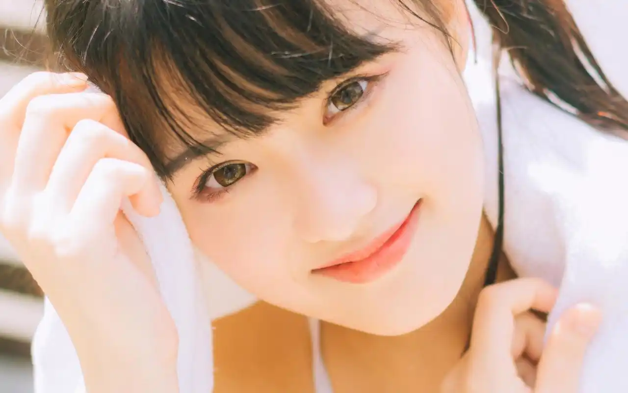 高清唯美桌面壁纸下载高清大图预览1920x1080_美女壁纸下载_美桌网