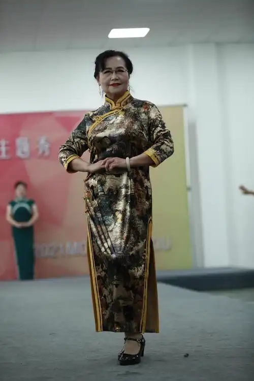 济宁老年大学旗袍秀,时装秀,晚礼服花絮