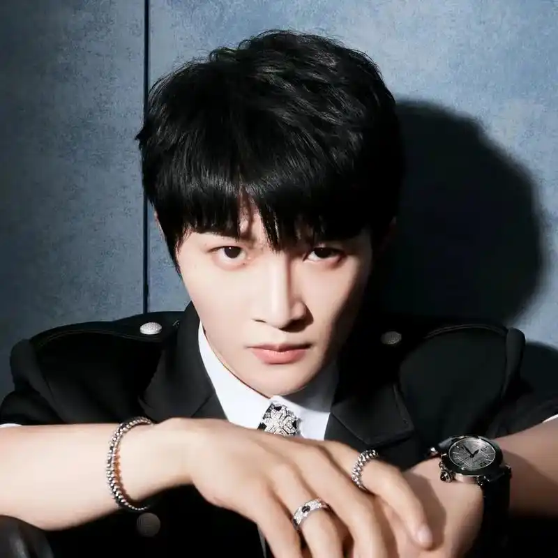 卡布叻_周深 #周深 #周深一试有成  暗色系的超a照片也 - 抖音