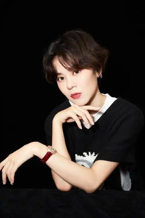 郁可唯如今又美了几分喜欢她的你可以点赞了