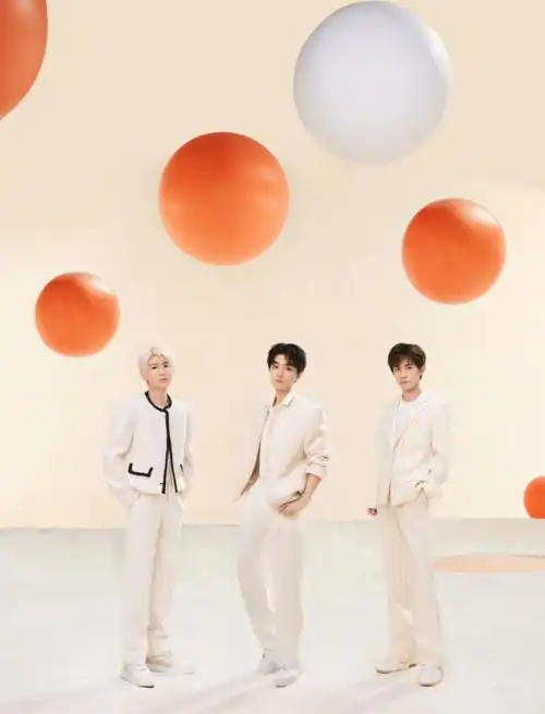 tfboys十周年最新写真!距离演唱会也又近一天!