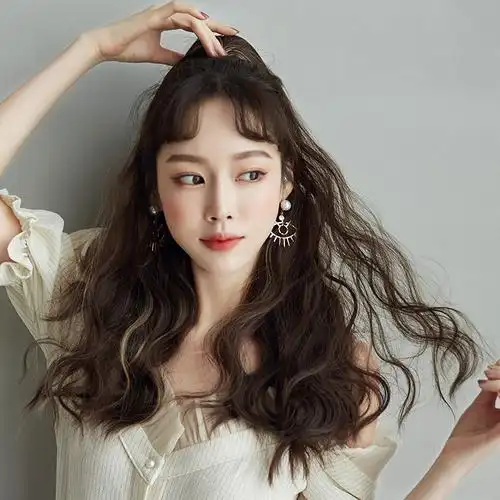 高马尾假发女长卷发羊毛卷中长款抓夹自然烫发卷发挑染马尾辫