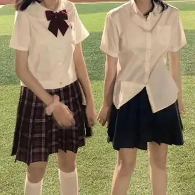 穿校服的闺蜜姐妹头像真人闺蜜头像学生校园清新