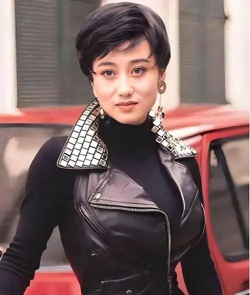 与巅峰时期判若两人,娇妻利智也美貌不再 - 聚缘娱乐网