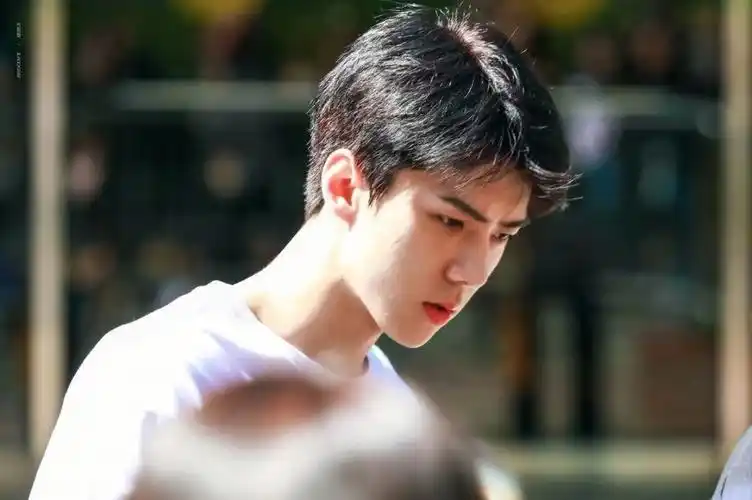 不得不说吴世勋,怎么会有这么好看的人#exo吴世勋  #神颜