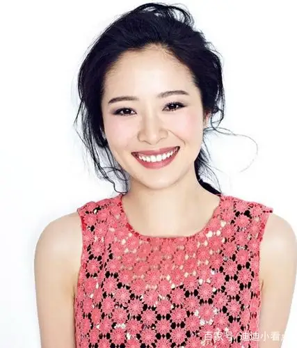 江一燕早期出席活动,一出场就是全场"焦点",让人无法挪开视线