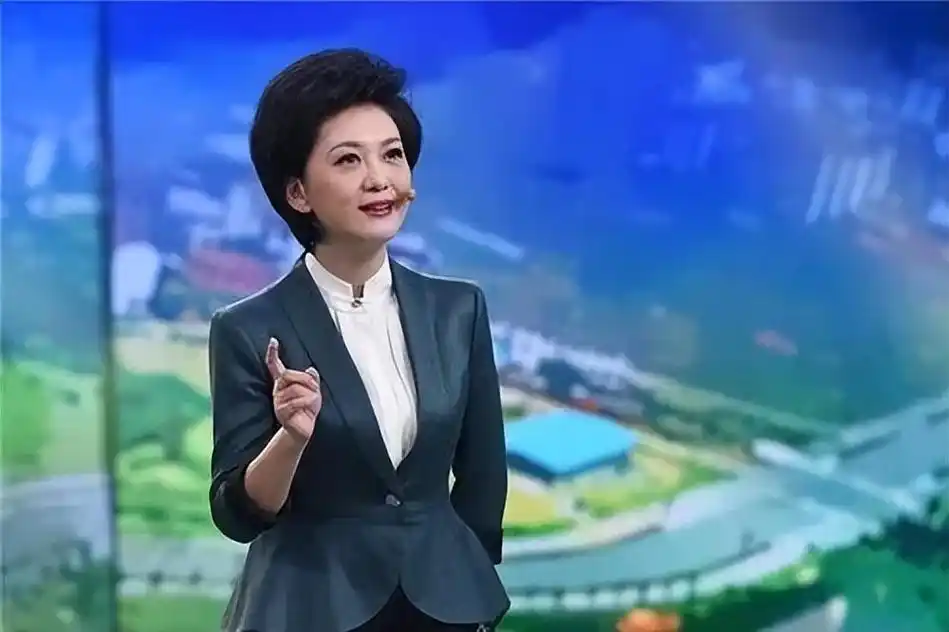 回顾央视主持人海霞我正确的决定就是为科学家丈夫生女儿