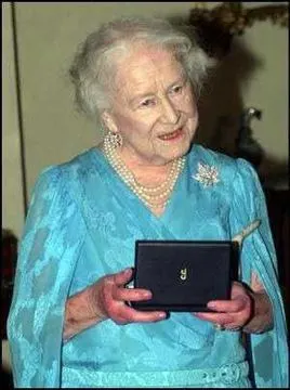 伊丽莎白二世皇太后