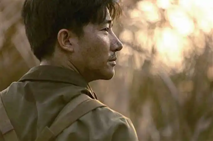 冯小刚曝《芳华》剧照 "老炮儿青春片"将于国庆档与观众见面