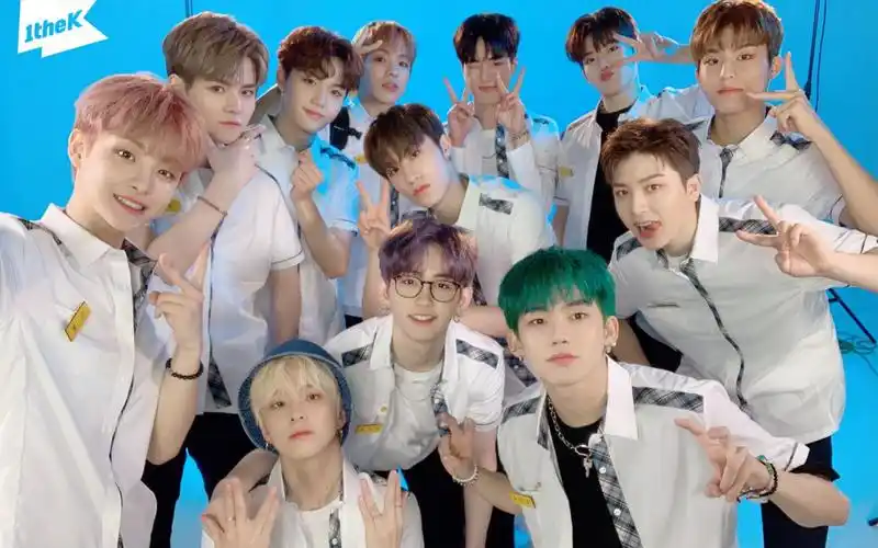 官方yg新男团treasure我爱豆的温度差团体接力直paī