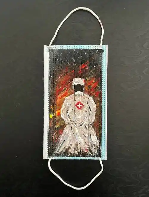 哈尔滨全媒体报道艺术与设计学院学生罩耀你我同心抗疫手绘口罩大赛