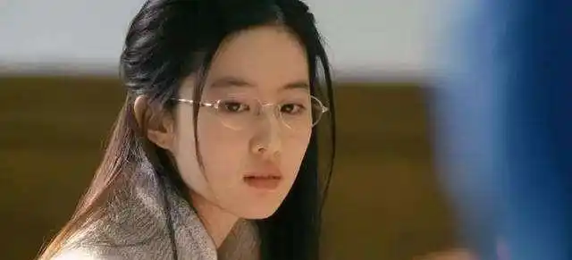女明星戴眼镜唐嫣可爱刘诗诗像教书的老师刘亦菲变学生妹
